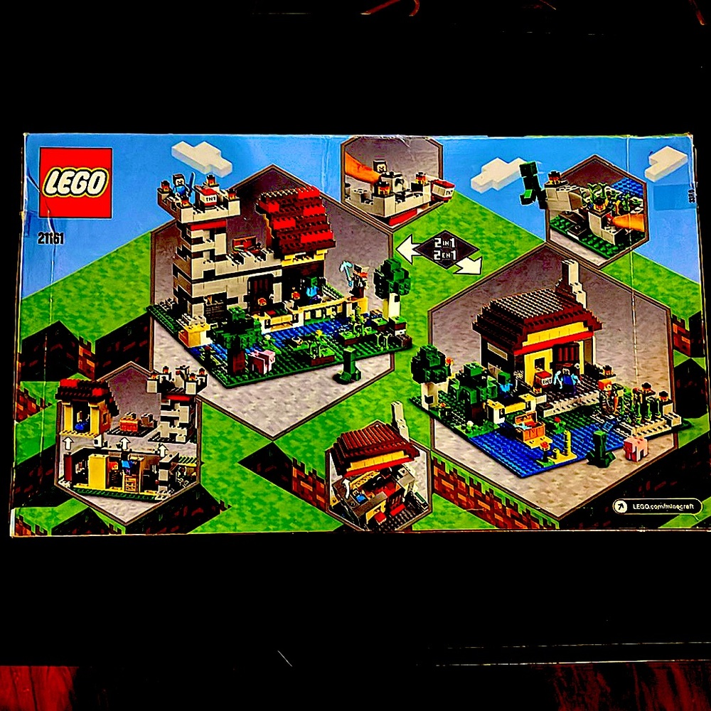 LEGO Minecraft - Picture 2 of 3